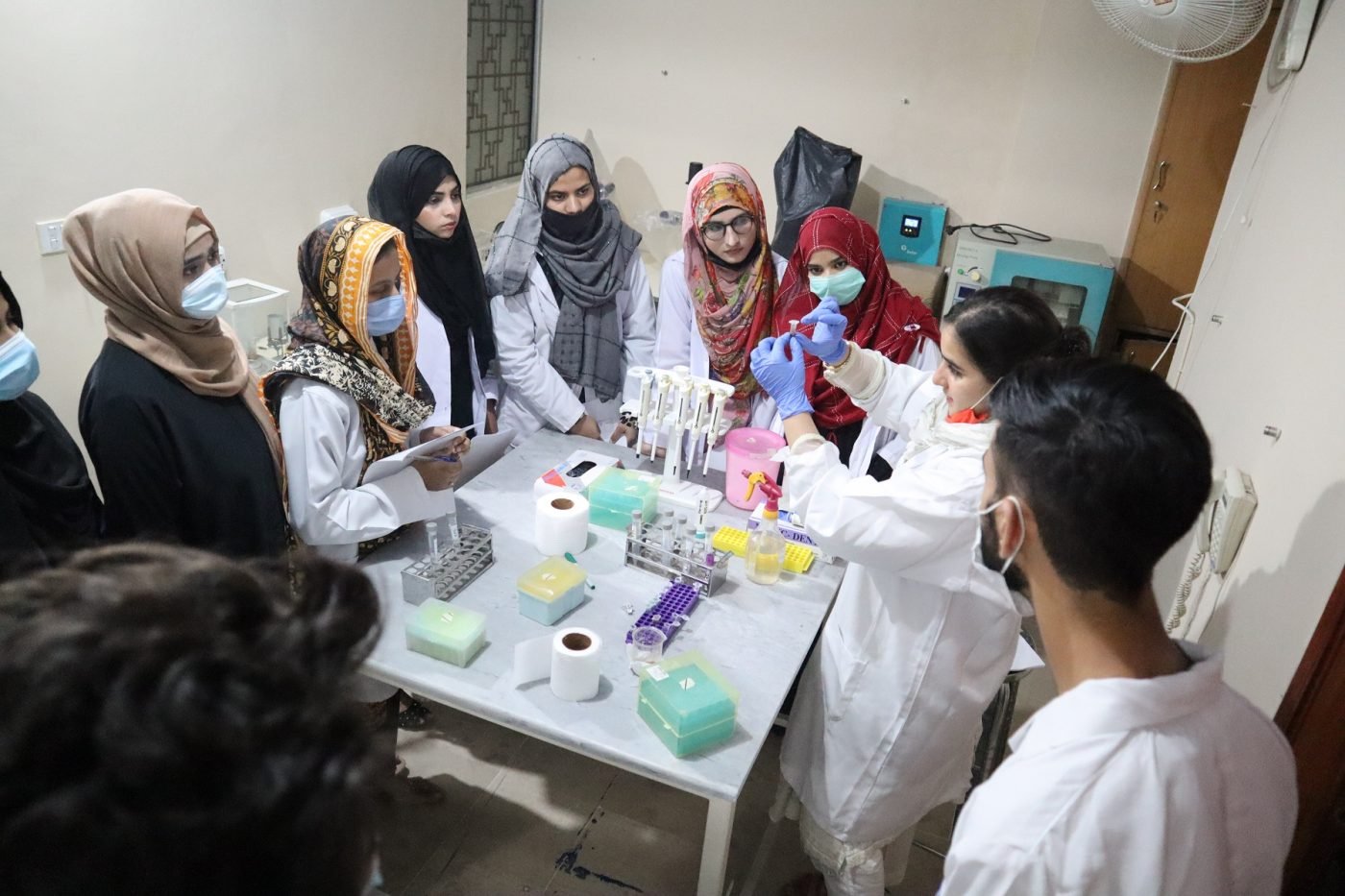 Hands-on Trainings of Basic Molecular  Biology Techniques — photograph 11