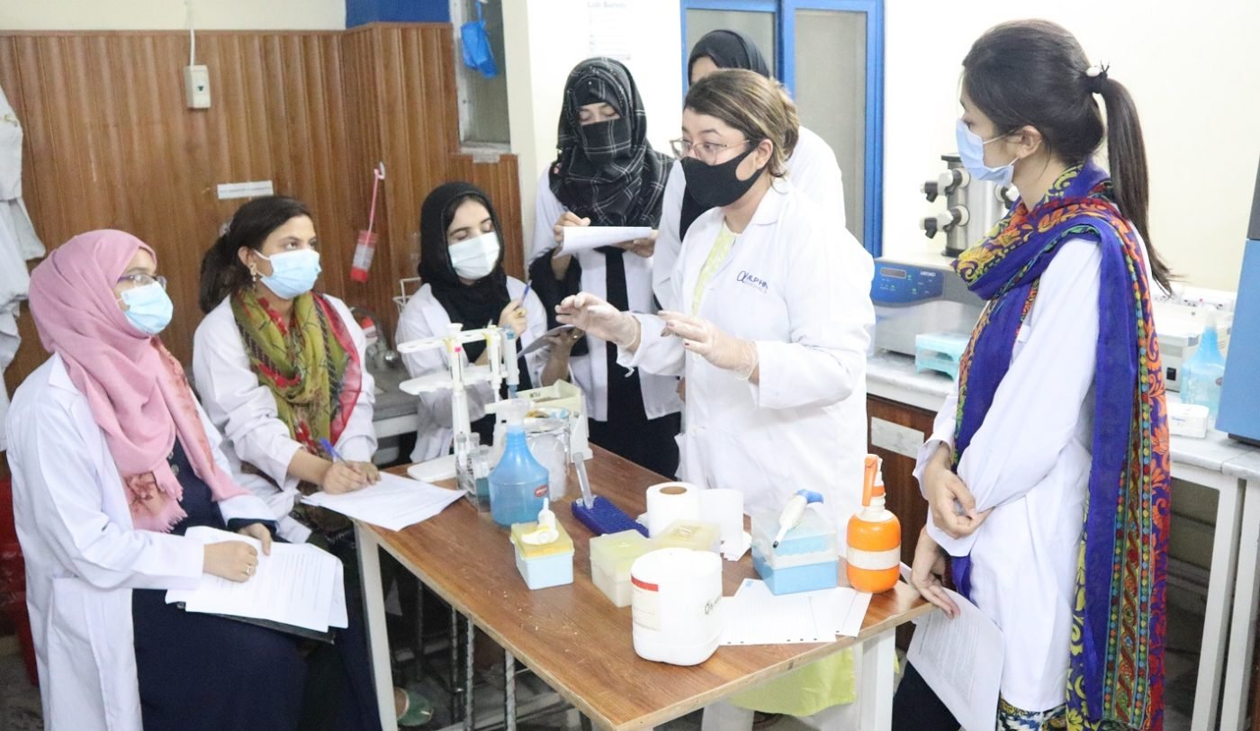 Hands-on Trainings of Basic Molecular  Biology Techniques — photograph 14